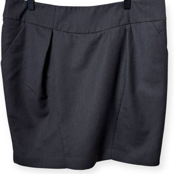 Kenneth Cole Dresses & Skirts - Kenneth Cole New York Pocketed Mini Skirt